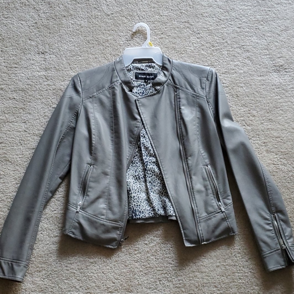 Women's faux leather jacket